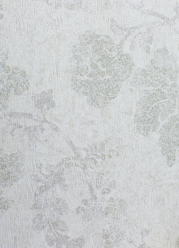 Das Design der Accessoires-Boxen Silver Flowers ist dezent und edel.